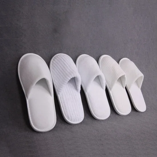 Chaussons de massage en molleton de corail naturel de luxe OEM, unisexes, jetables, &agrave; semelle EVA, avec logo personnalis&eacute; pour h&ocirc;tels